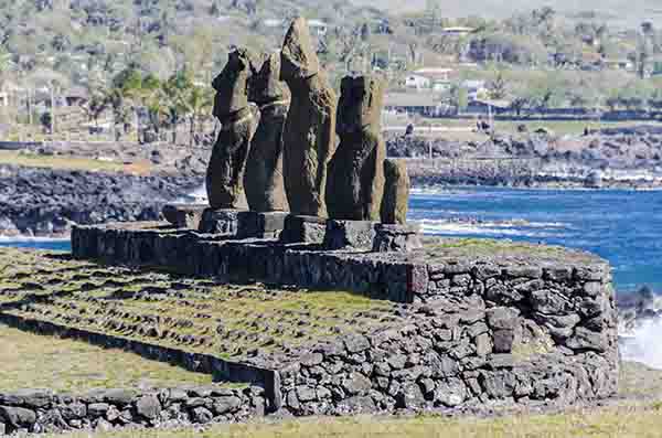 Chile - isla de Rapa Nui o Pascua 07 - Tahai - Ahu Tahai